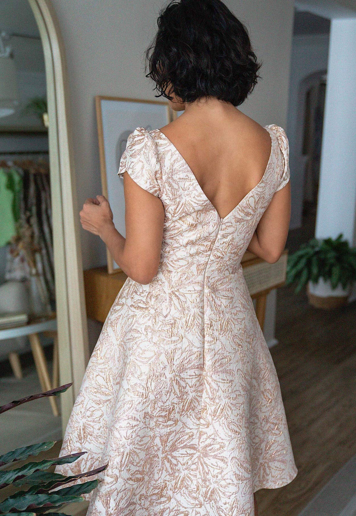 Dionisia Rose Gold